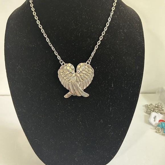 Angel Wing Heart Pendant Necklace AB Crystal Silver Tone Metal Fashion - Picture 4 of 5